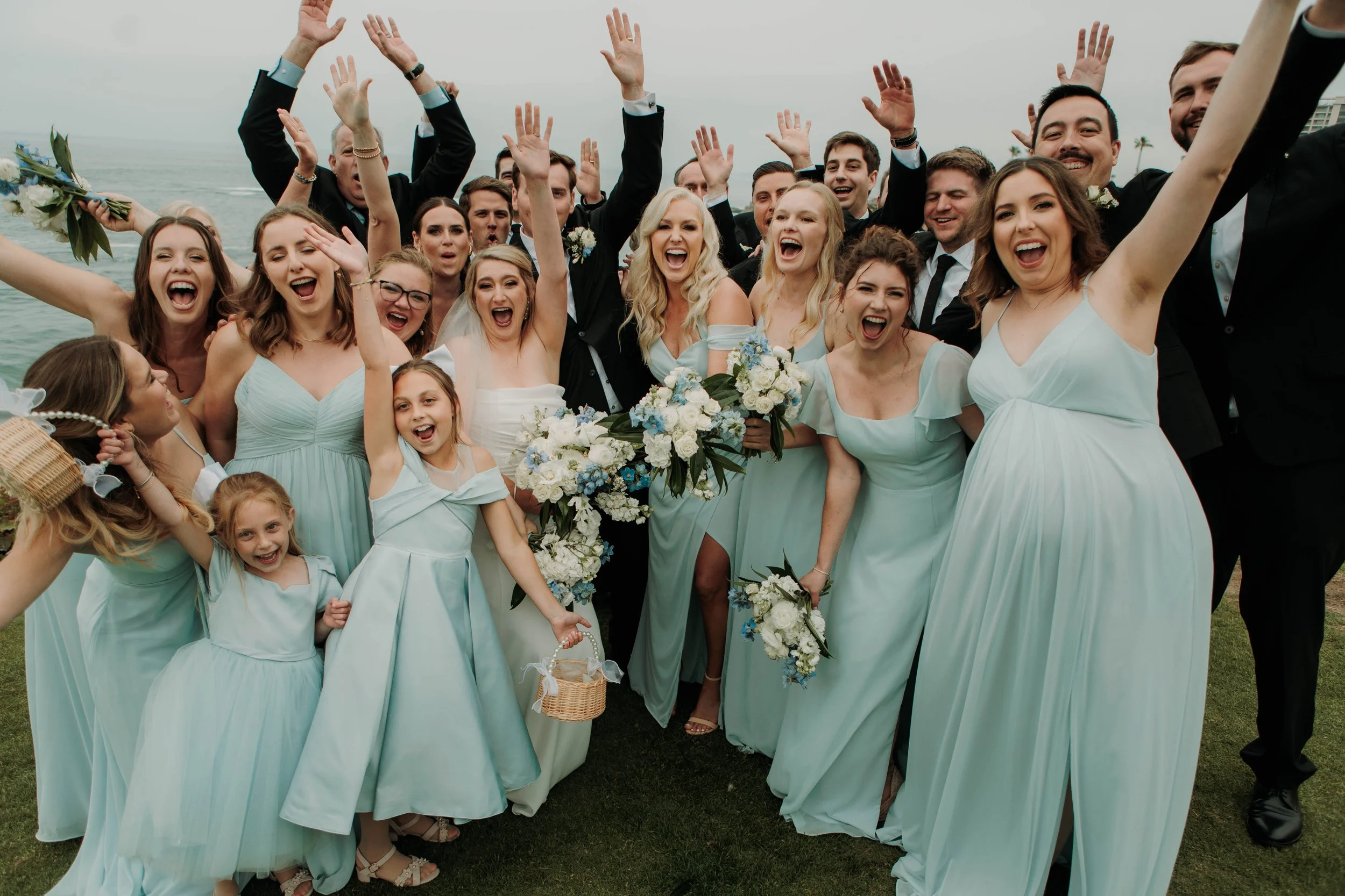 Candid photos of a wedding at The Wedding Bowl and Cuvier Club in La Jolla. San Diego wedding photography by Indigo West Photography.