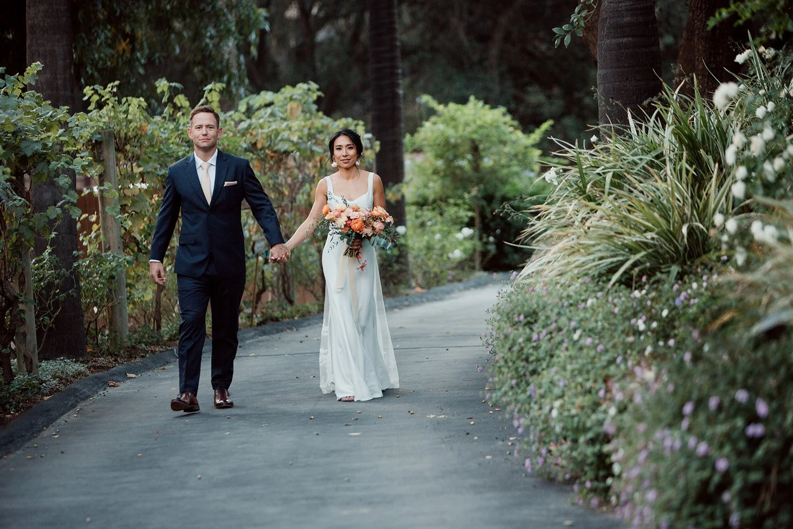 Temecula Wine Creek cottages wedding day.