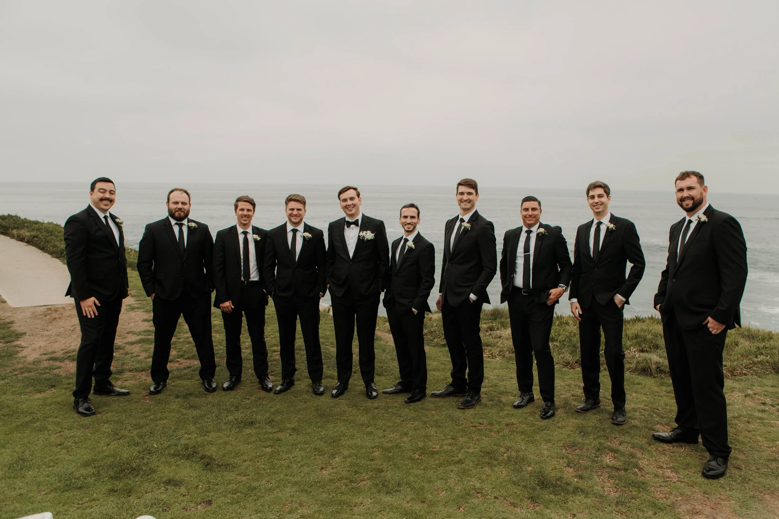 Candid photos of a wedding at The Wedding Bowl and Cuvier Club in La Jolla. San Diego wedding photography by Indigo West Photography.