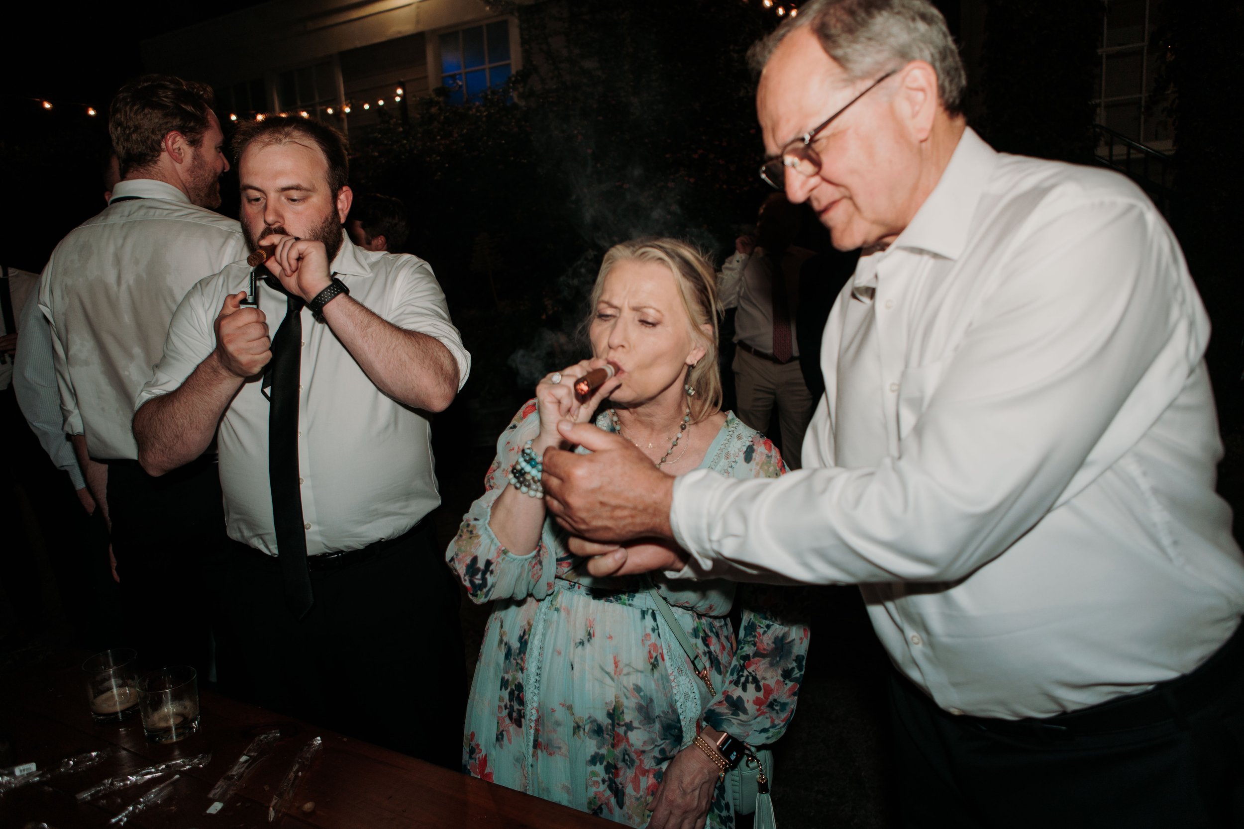 Candid photos of a wedding at The Wedding Bowl and Cuvier Club in La Jolla. San Diego wedding photography by Indigo West Photography.
