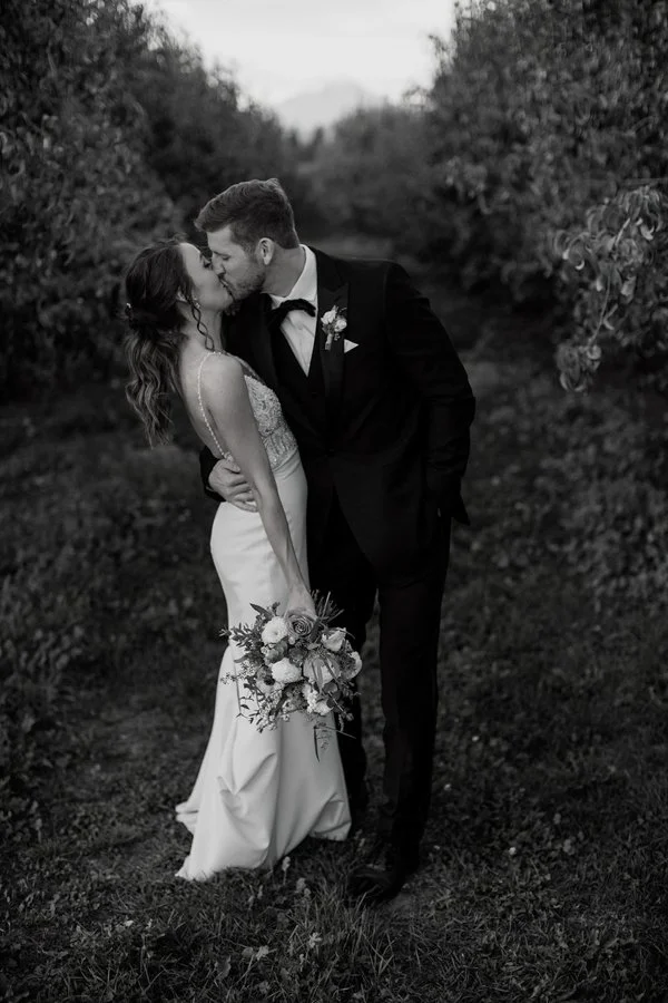 San Diego elopement day portraits of a couple in a grove.