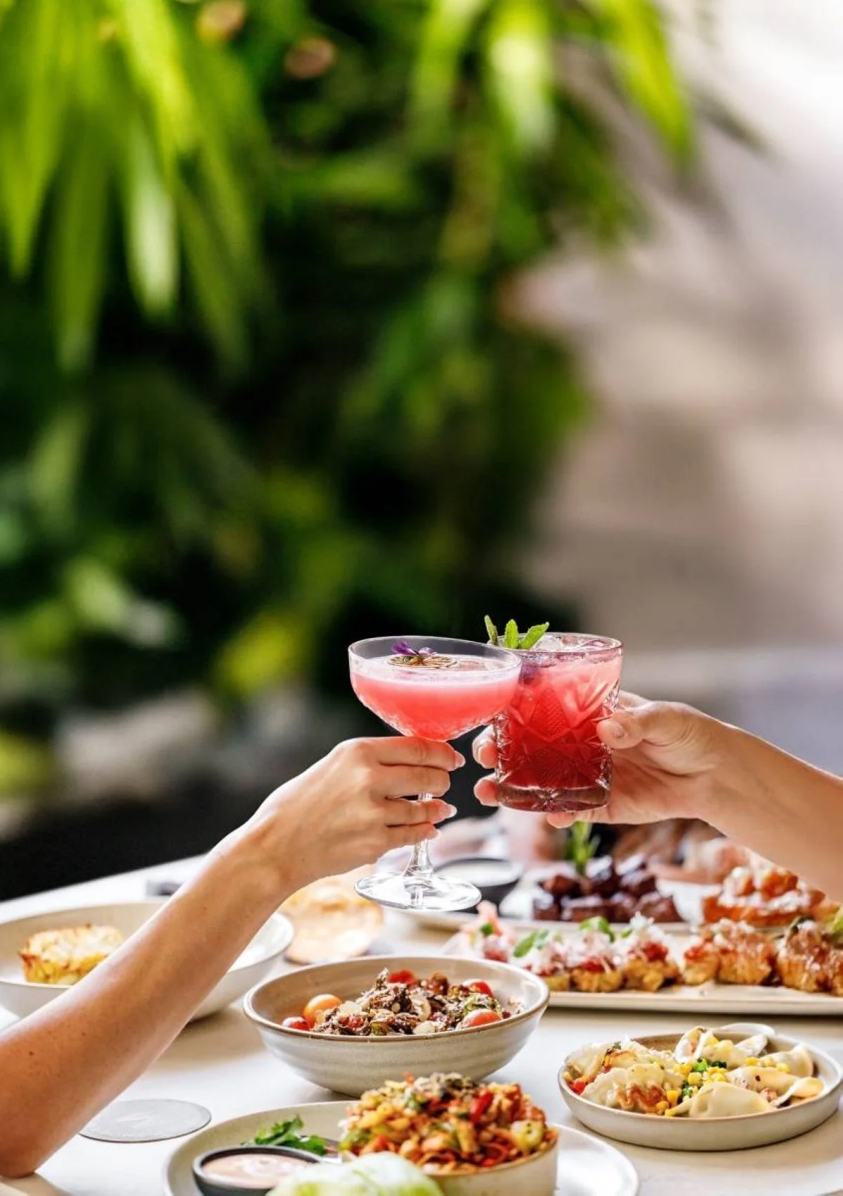 Moxies Opens in West Palm Beach 