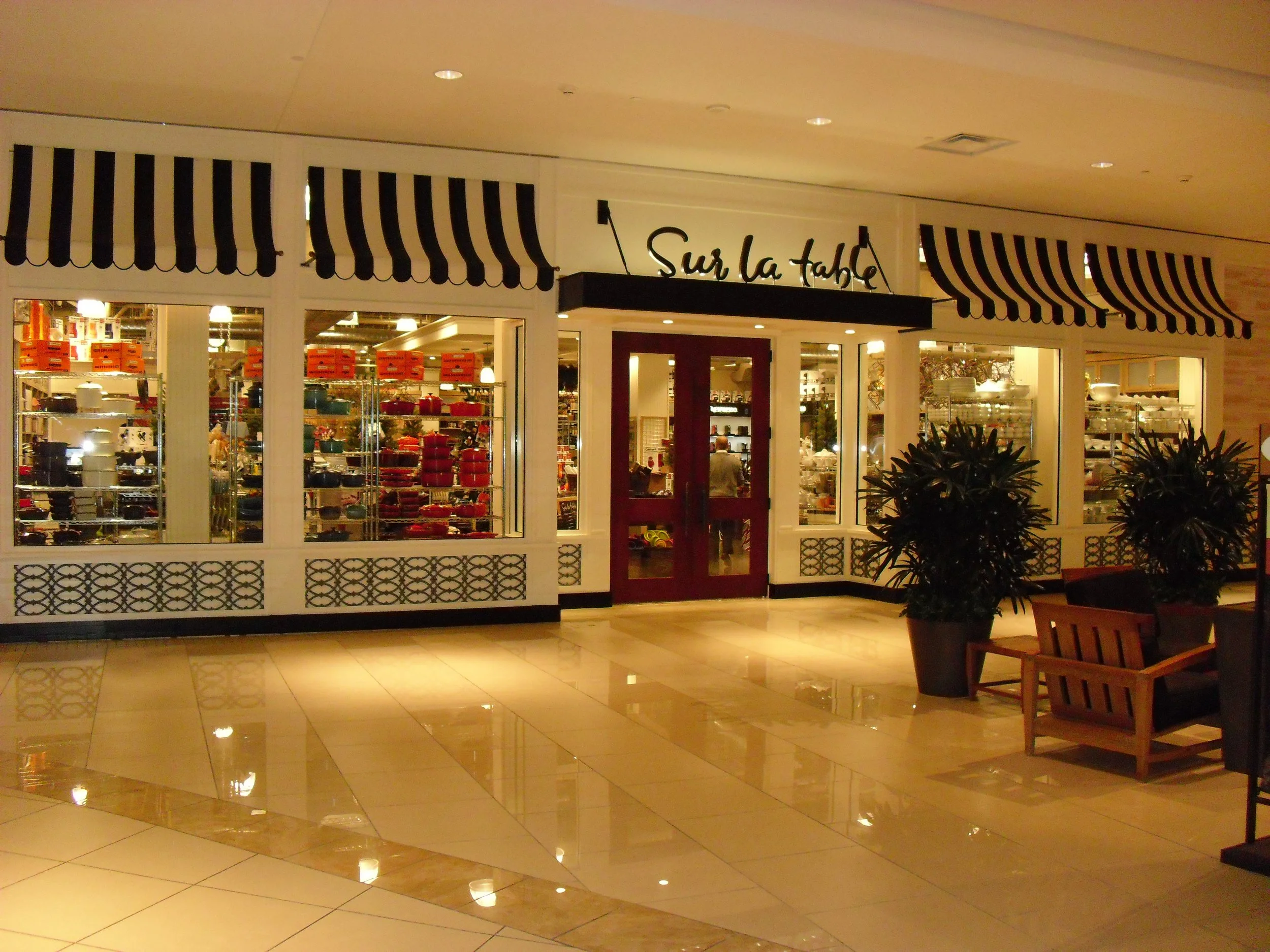 store front 004.jpg
