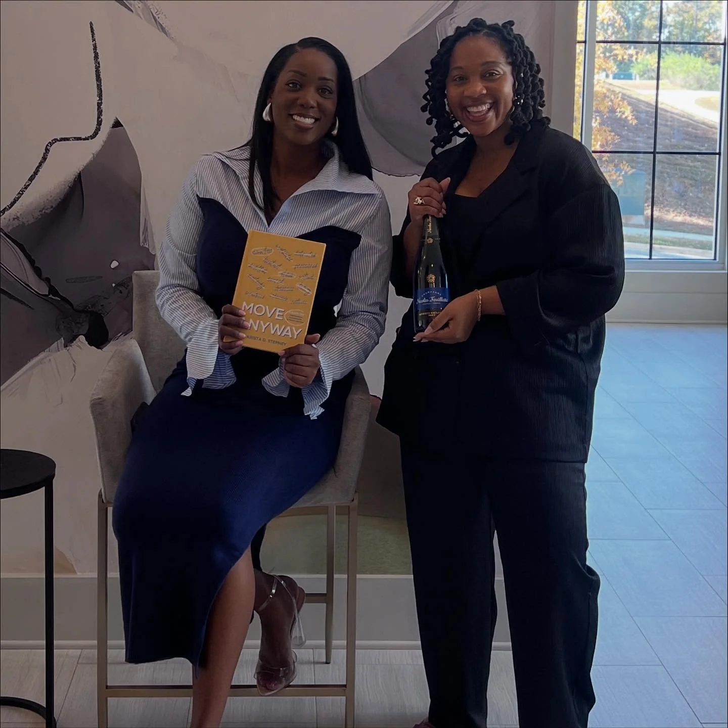 Pages &amp; Pours!!!!🥂 

If you know me, you know I love a good book and good glass of wine! 

Together we did a little reading and had a few fun sips to celebrate Krista&rsquo;s new book! 

Red Blends, Sparkling, a very fun Zinfandel &amp; a little