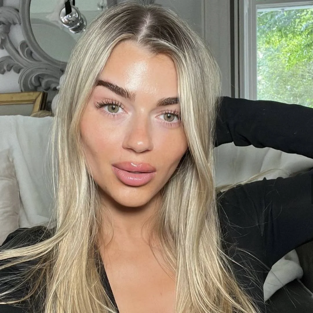 Sian Walton — The Collective Agency Influencer Management