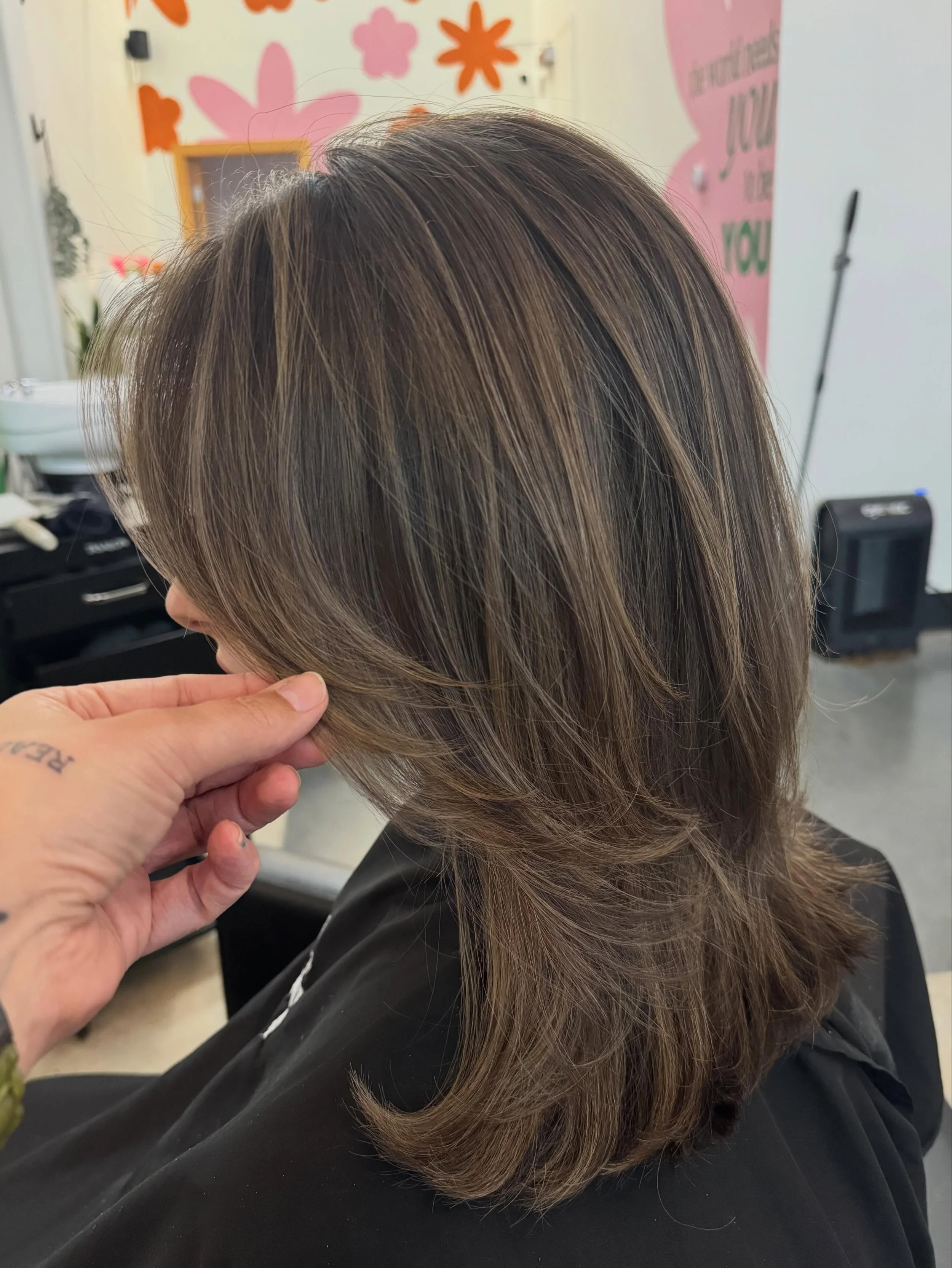just me &amp; my clients <3 

#hairbyalliedorr #hairinfullcolor #lowmaintenancehairstylist #okchairstylist #edmondhairstylist