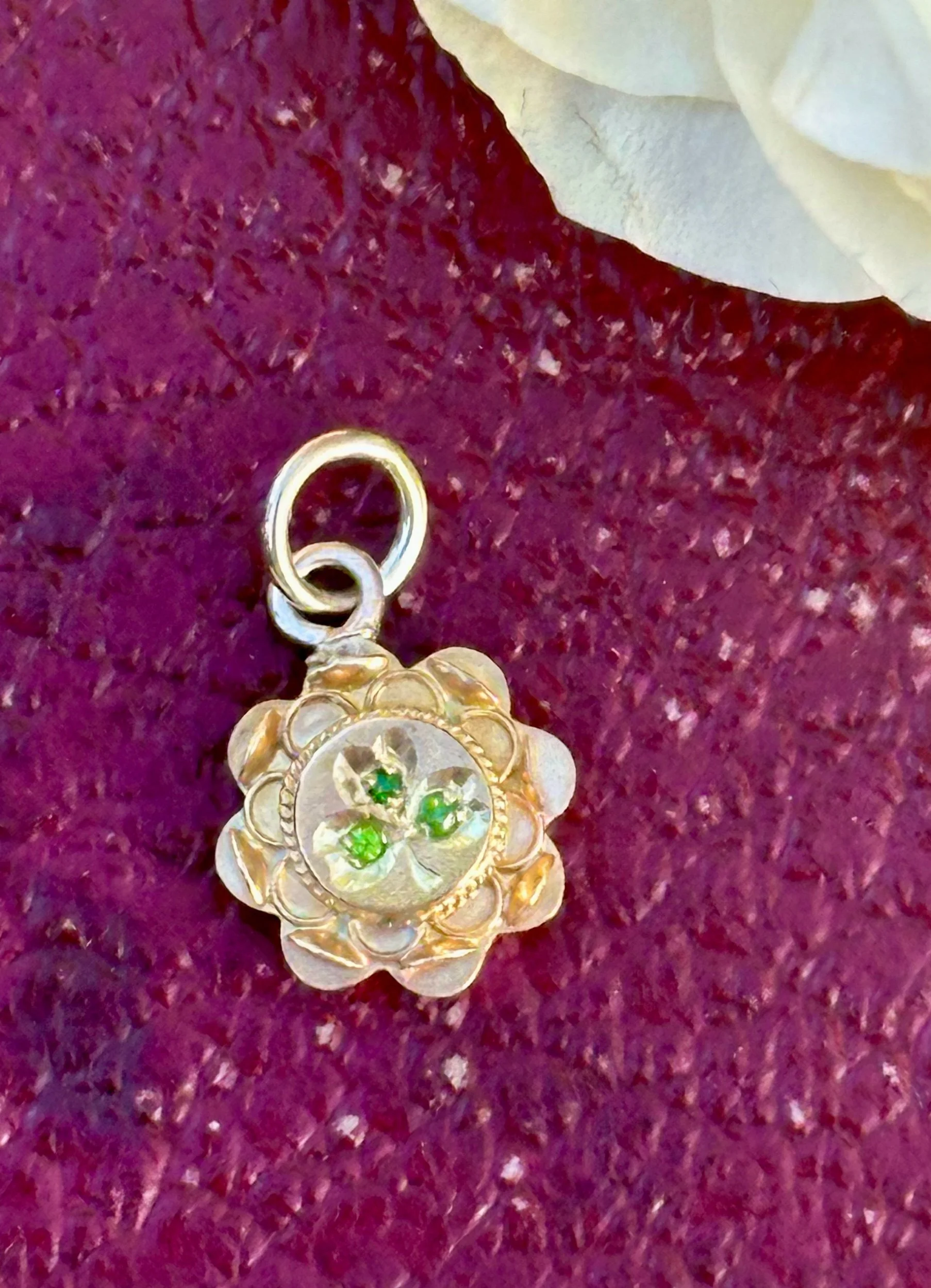 Antique 15ct Gold Stick Pin Convertion Shamrock Charm