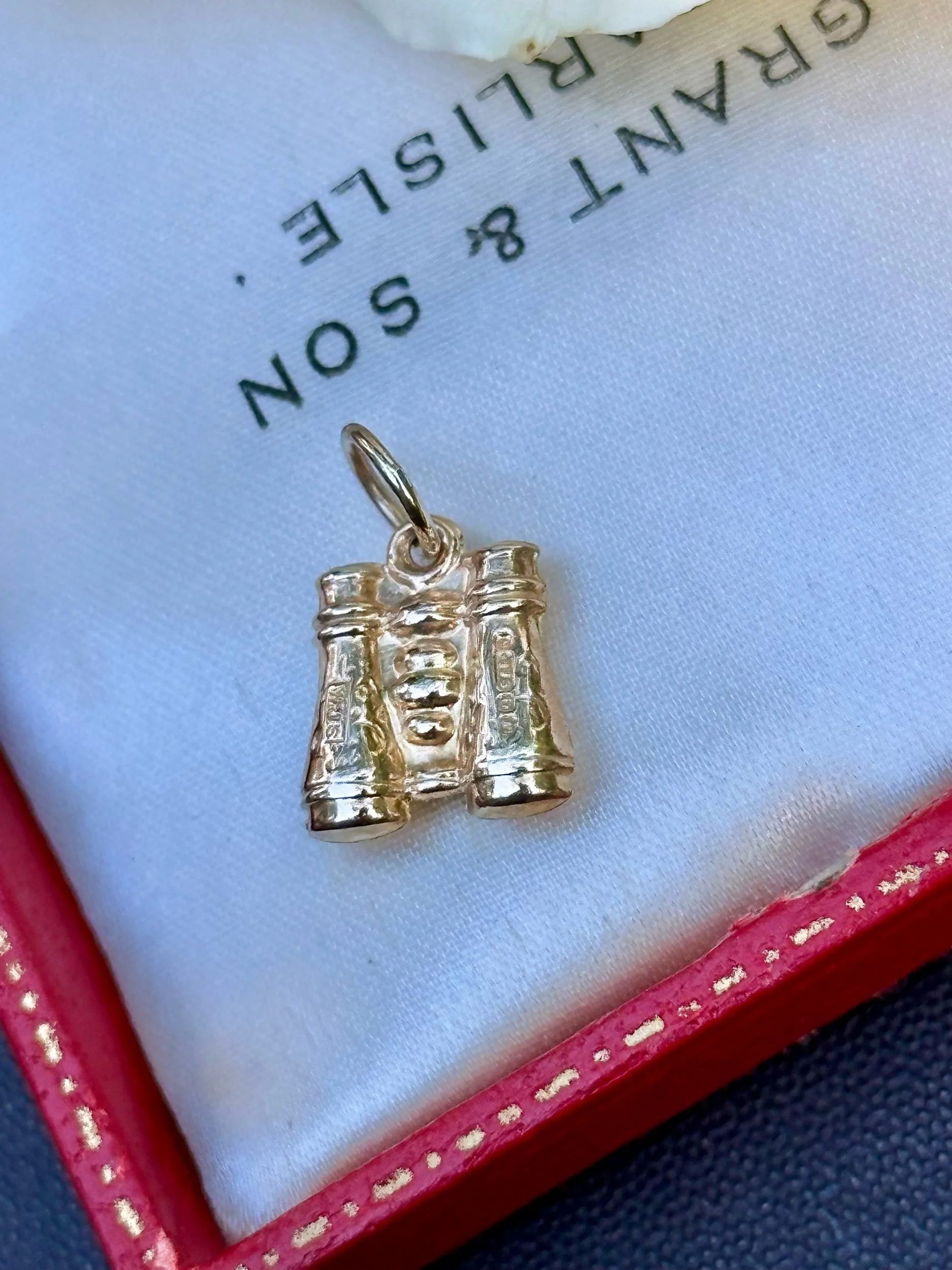 Vintage 9ct Gold Binoculars Charm
