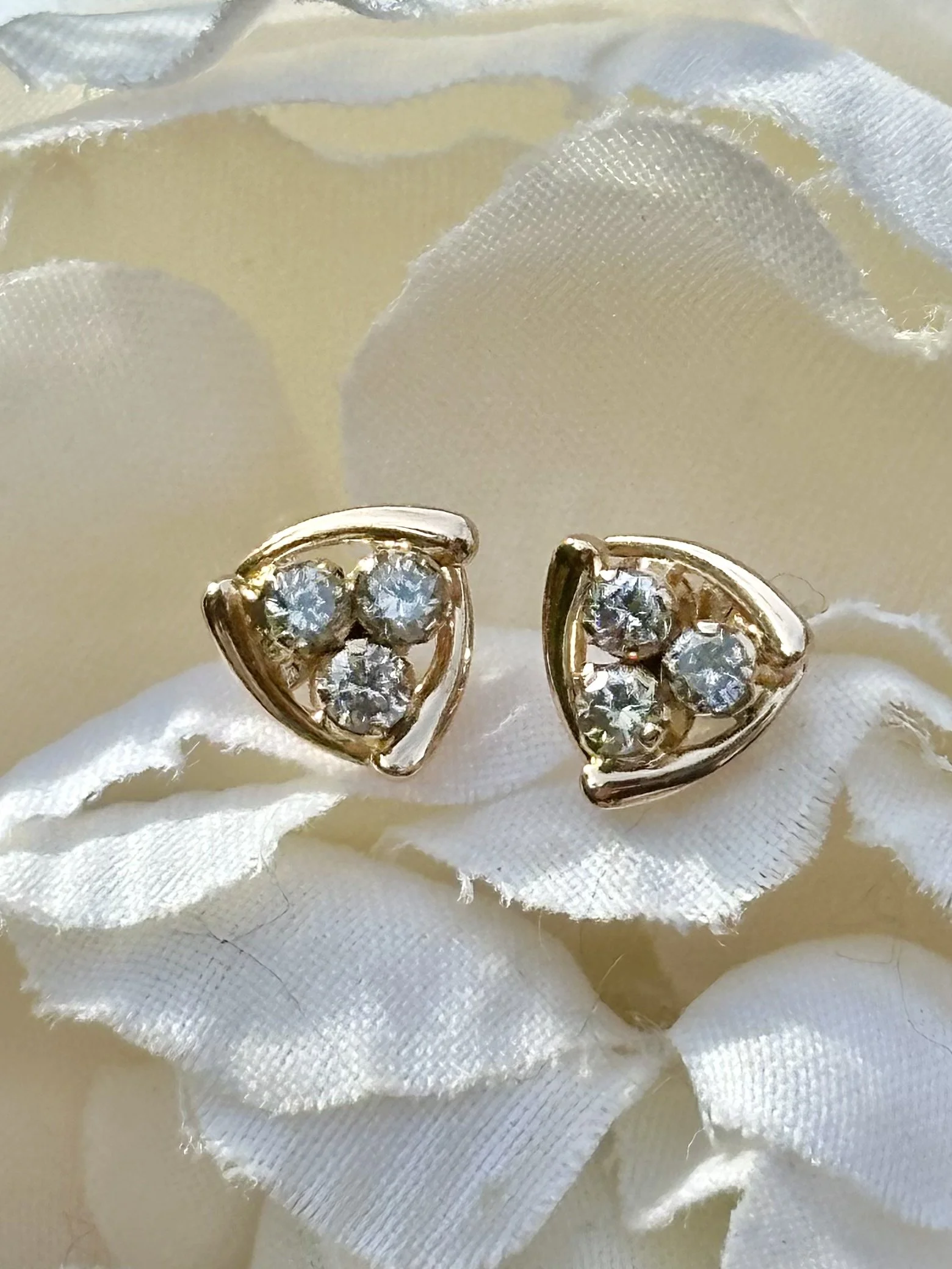 Vintage 18ct Gold & Old-Cut Diamond Bow Stud Earrings