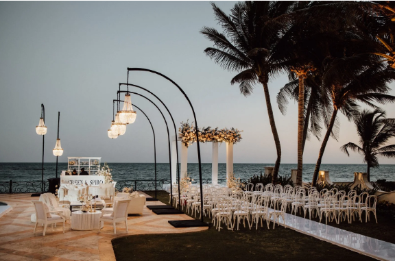 Mexico – Cancun, Riviera Maya, Los Cabos Romantic beachfront destination wedding in Mexico with turquoise waters, white sand beaches, and luxury all-inclusive resorts