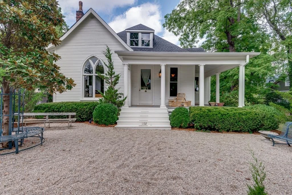 19671496-hr (1).jpeg