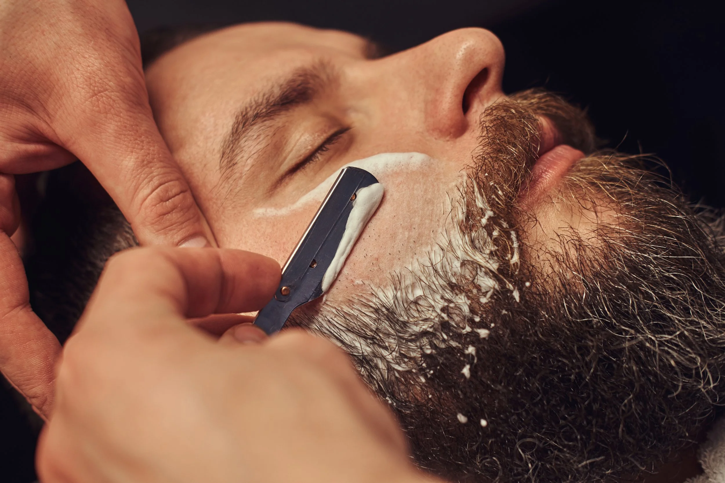 How to Get the Cleanest Shave Without Razor Burn