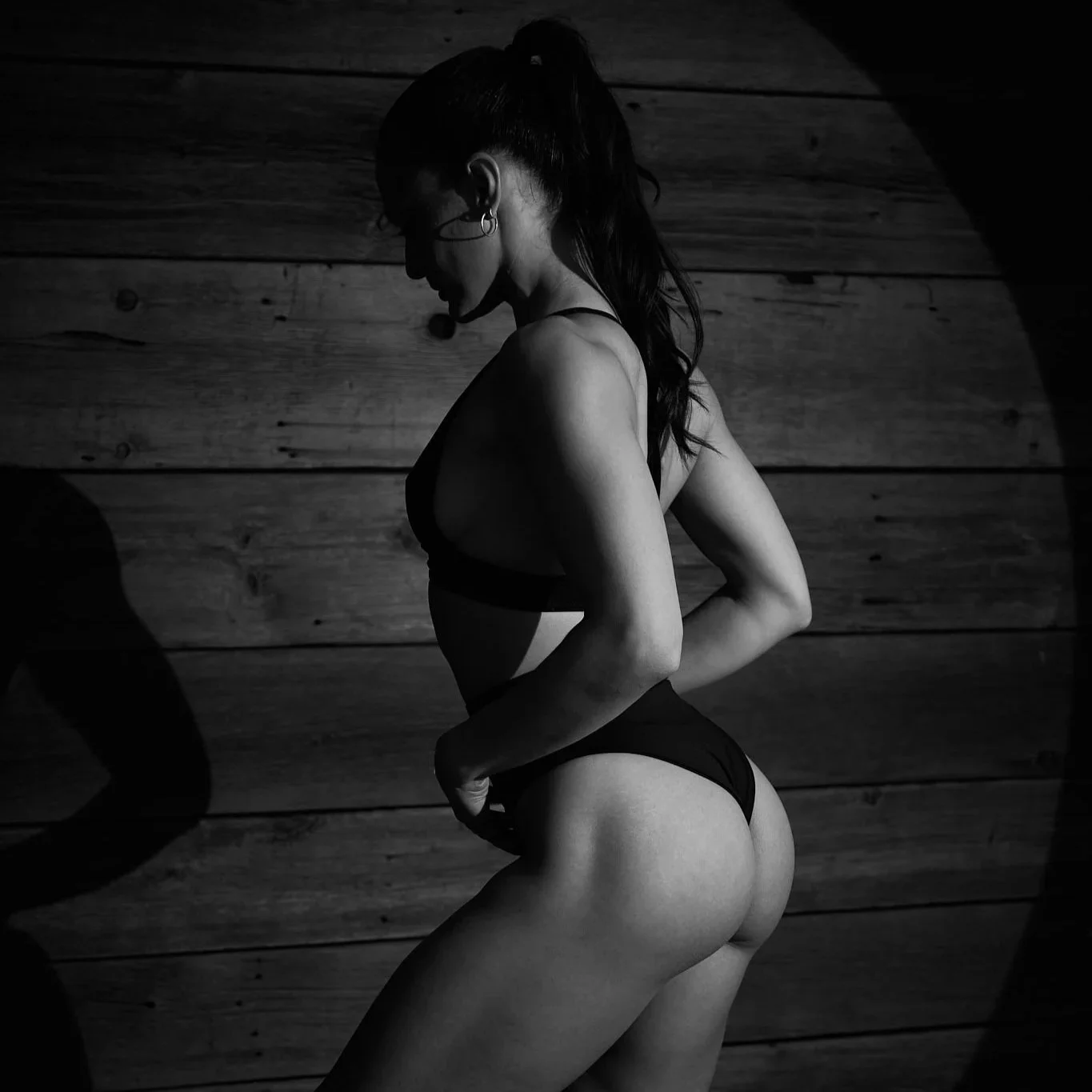 active flexibility training, mobility for adults, core and glutes training for adults