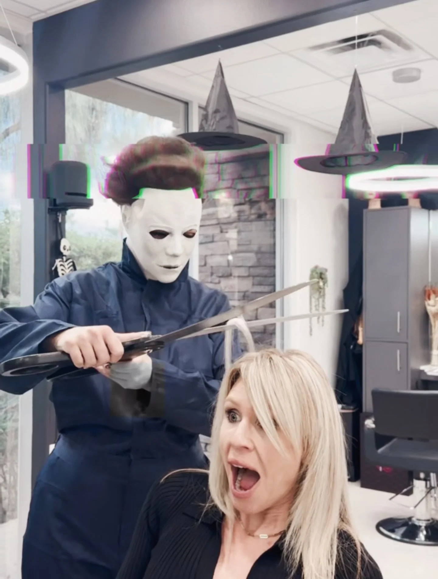 ✂️ Buying a home can be scary&hellip; but not as scary as choosing the wrong hairstylist (or Realtor).
Because let&rsquo;s be honest&mdash;sometimes there&rsquo;s no turning back. 😅💇&zwj;♀️💀

Yes, Halloween is right around the corner &mdash; but y