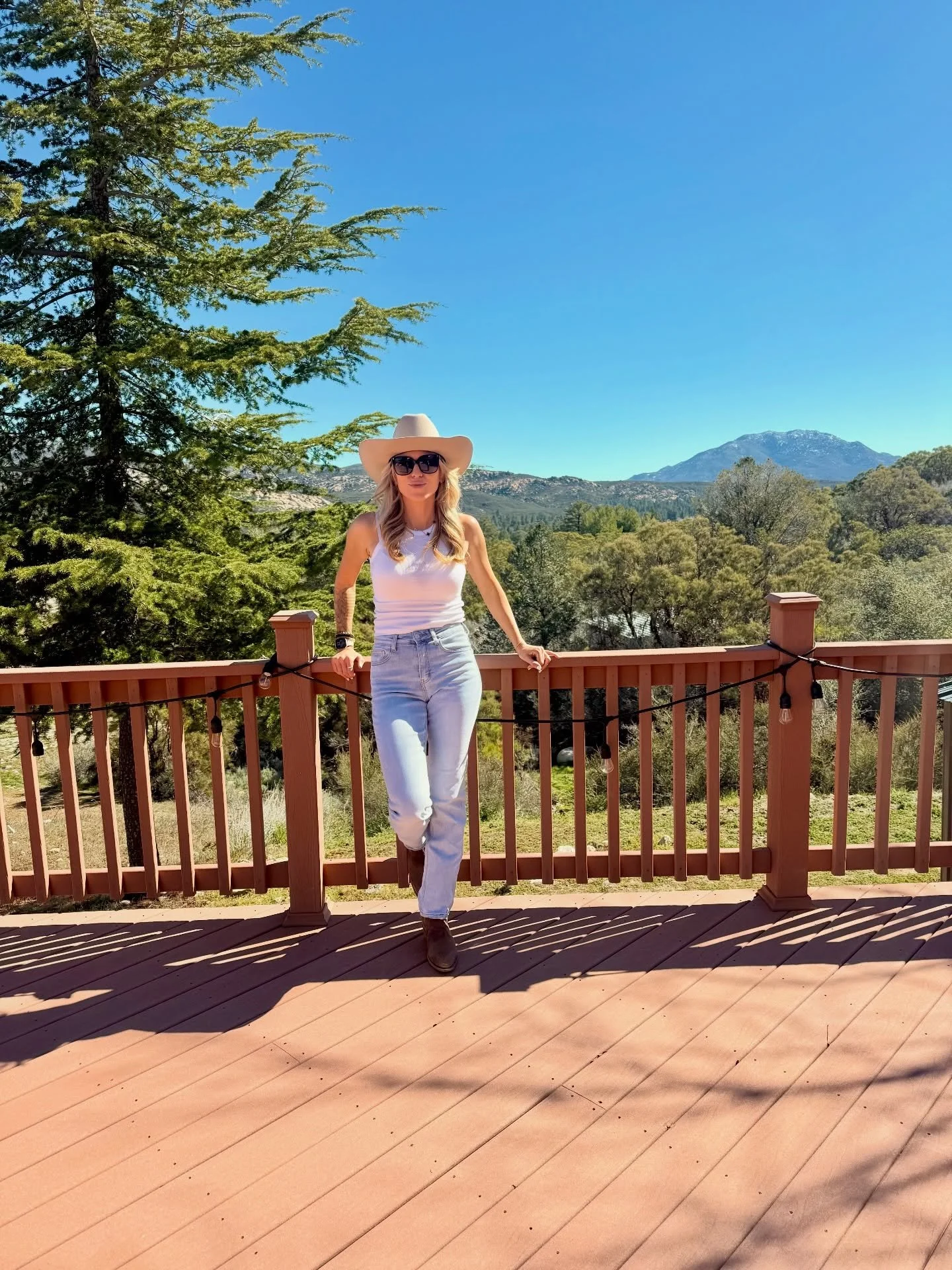 So many of you have found me here recently, so I wanted to say hello and properly introduce myself 👋

I&rsquo;m Jessica McAnallen, Realtor&reg; with Compass, specializing in lifestyle driven properties across Mountain Center, Idyllwild, Garner Valle