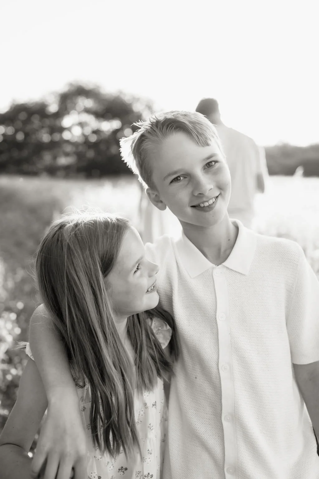 Cheltenham-outdoor-family-photographer-Morrow-69.jpg