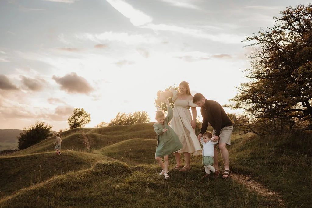 Cheltenham-outdoor-family-photographer-Mcinnes-11.jpg