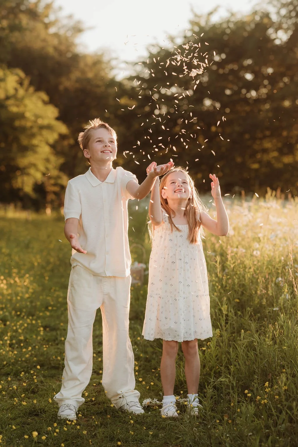 Cheltenham-outdoor-family-photographer-Morrow-74.jpg