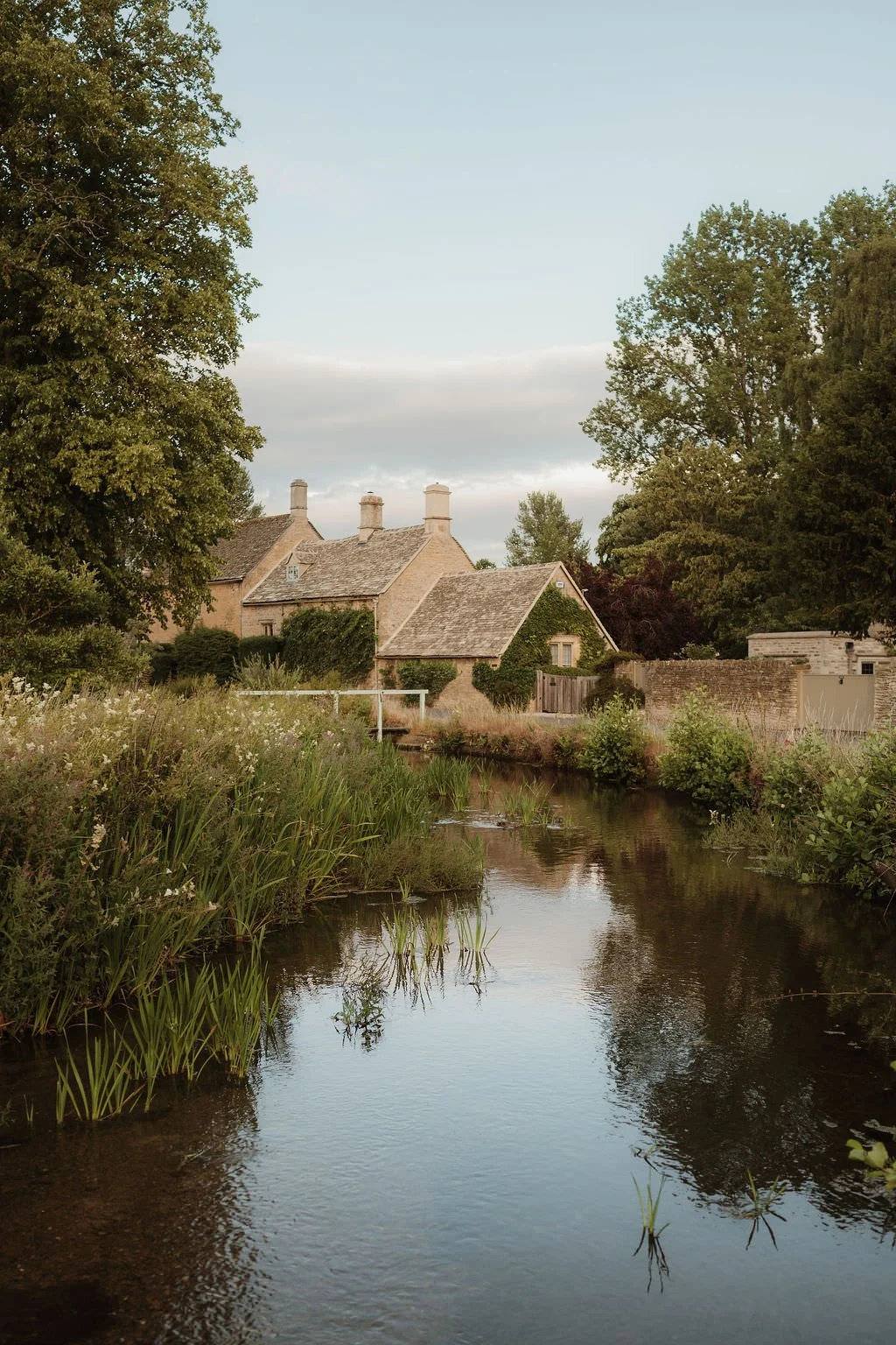 Cotswolds-outdoor-maternity-photographer-R&B-42.jpg