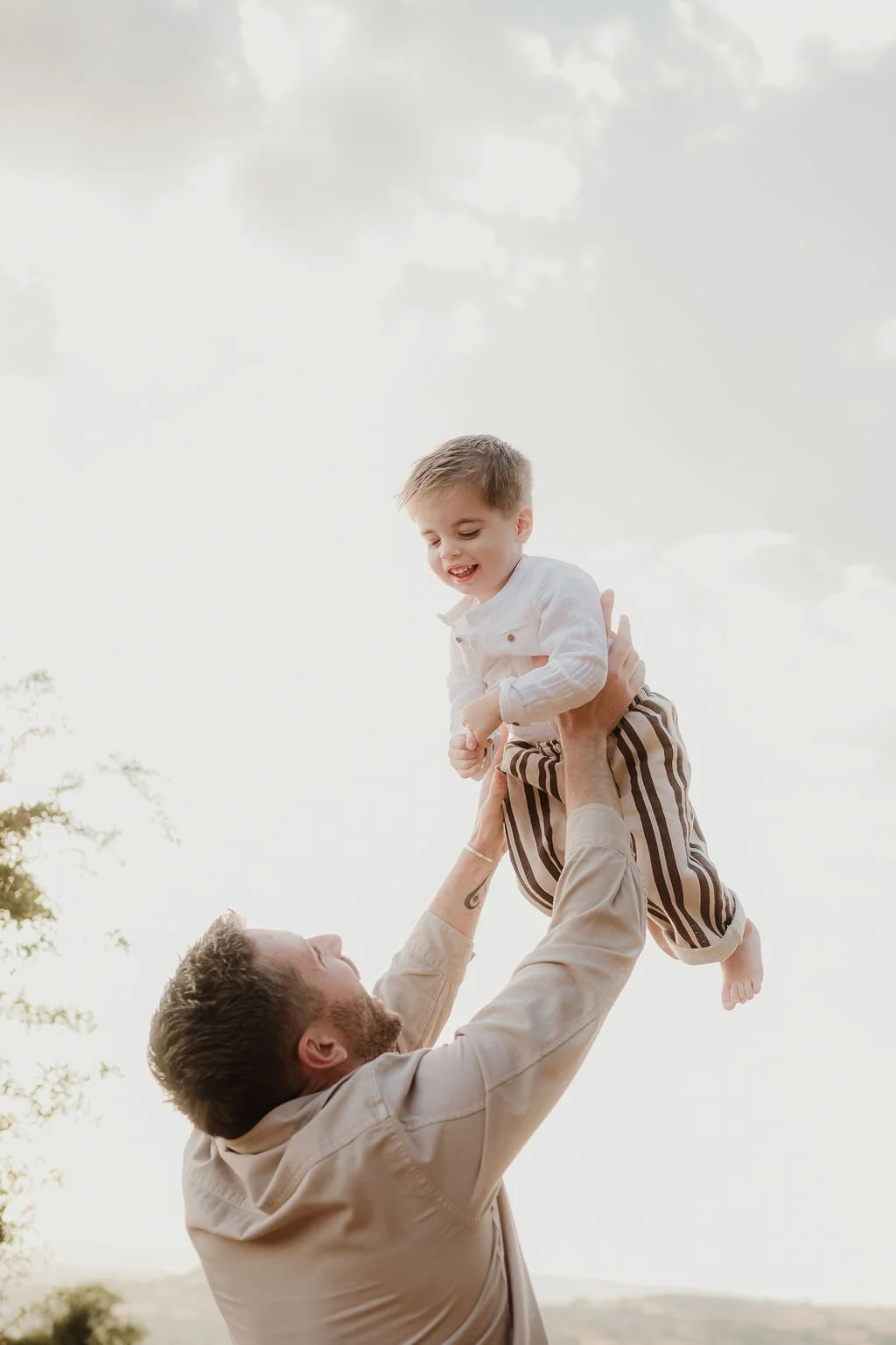 Cheltenham-outdoor-family-photographer-cox-5 copy.jpg