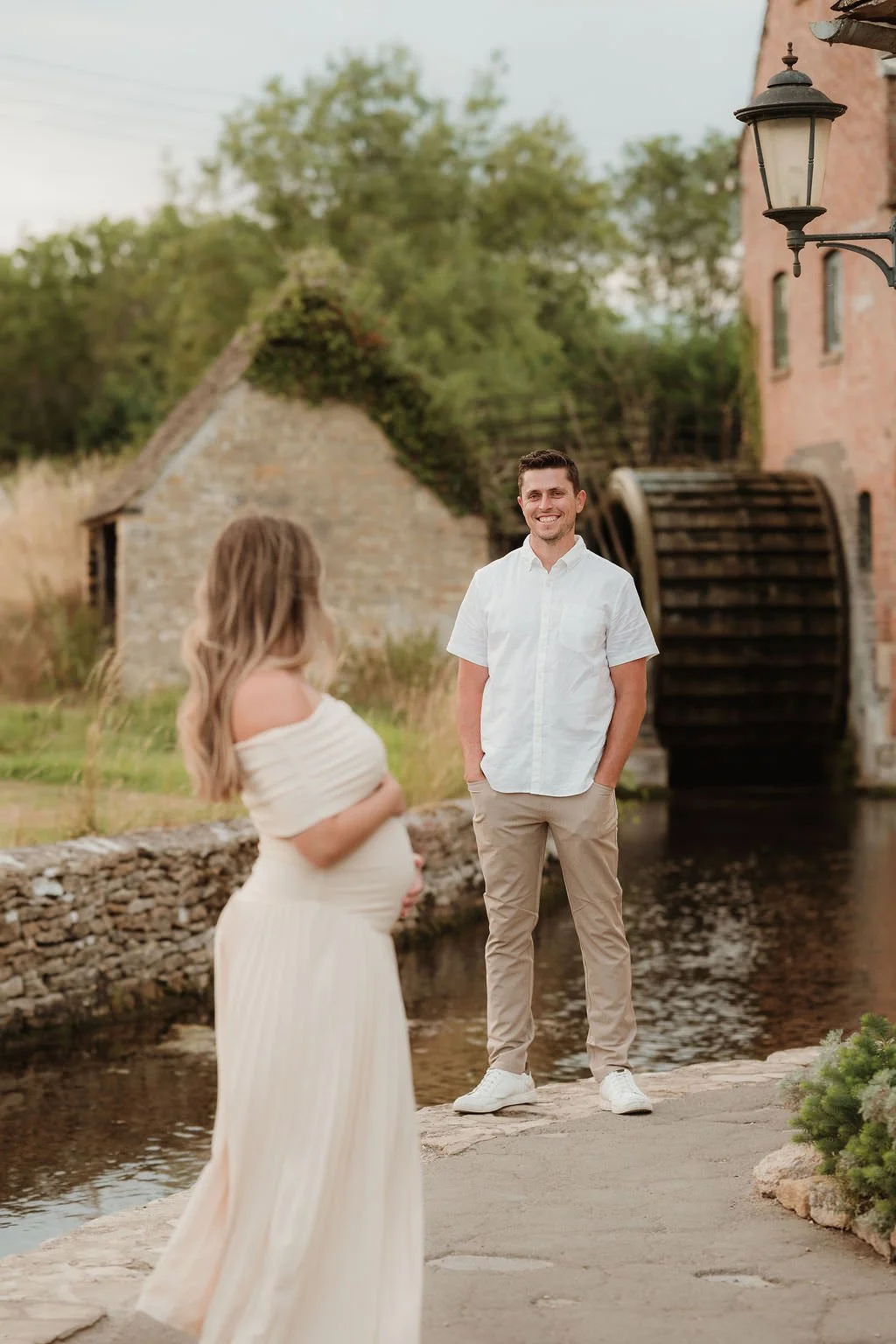 Cotswolds-outdoor-maternity-photographer-R&B-66.jpg