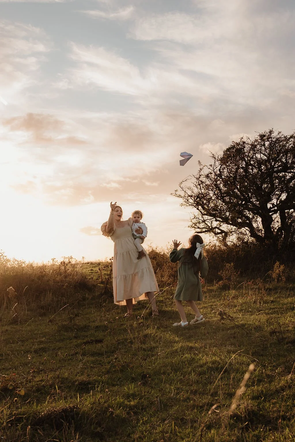 Cheltenham-outdoor-family-photographer-Mcinnes-70.jpg