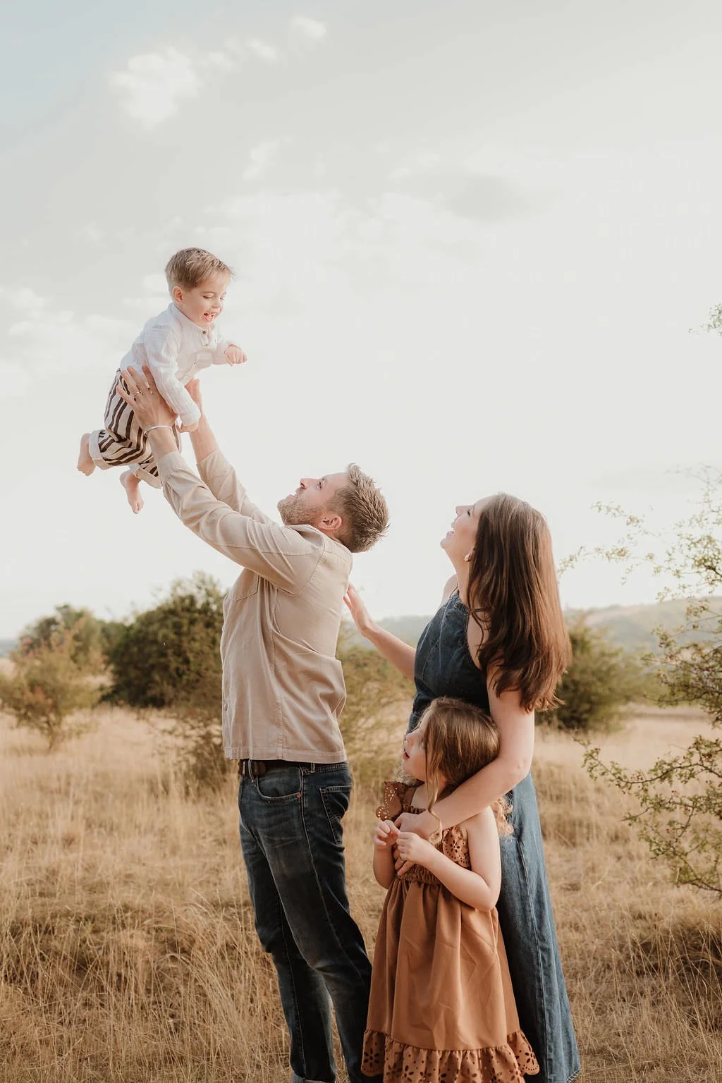 Cheltenham-outdoor-family-photographer-cox-11.jpg