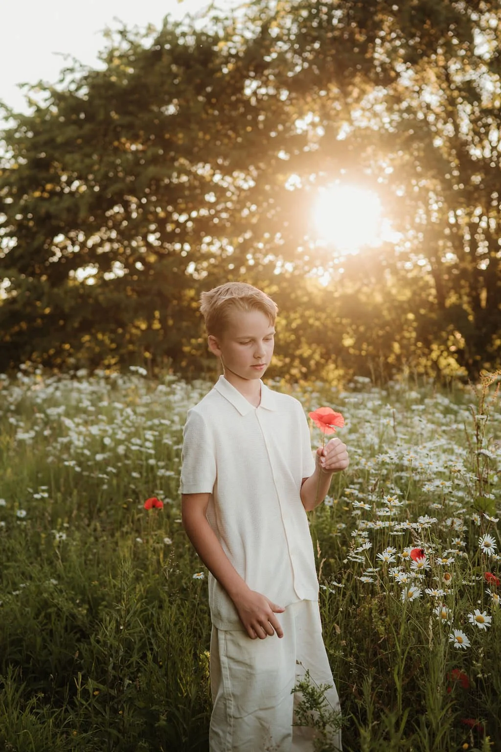 Cheltenham-outdoor-family-photographer-Morrow-53.jpg