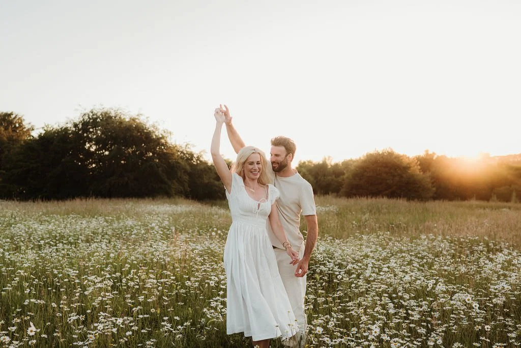 Cheltenham-outdoor-family-photographer-Morrow-108.jpg