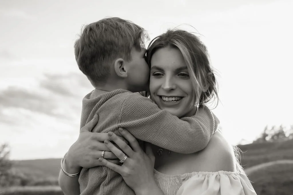 Cheltenham-outdoor-family-photographer-Mcinnes-14.jpg