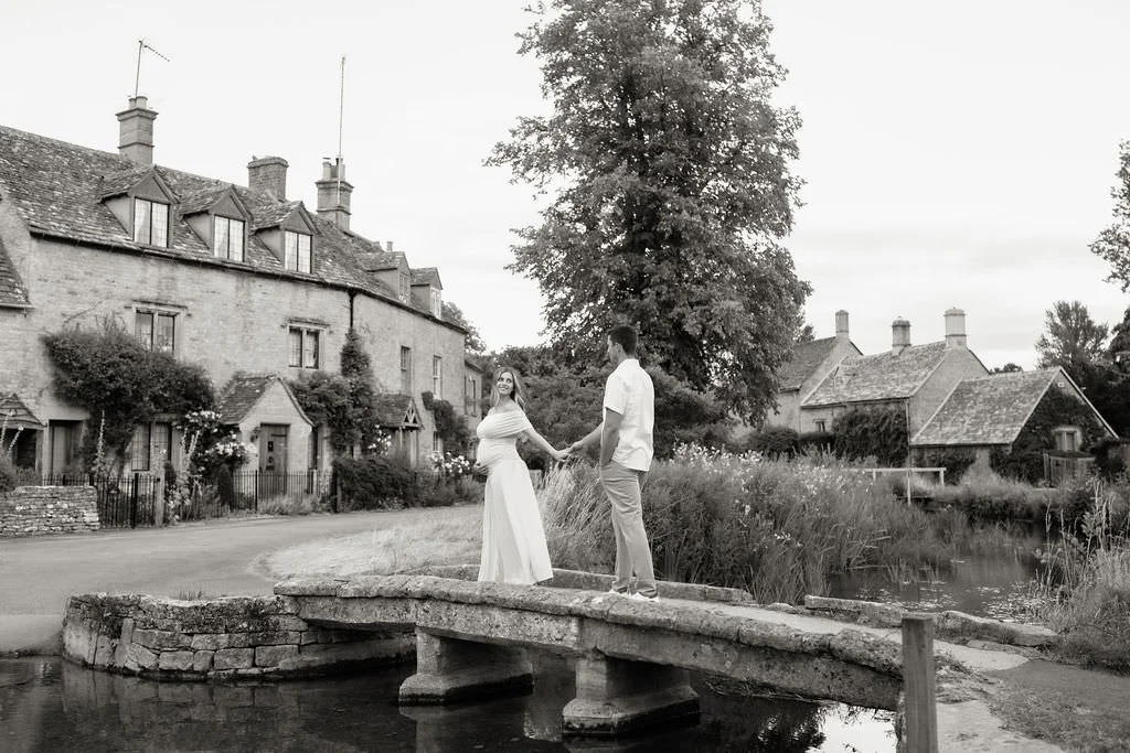Cotswolds-outdoor-maternity-photographer-R&B-58.jpg