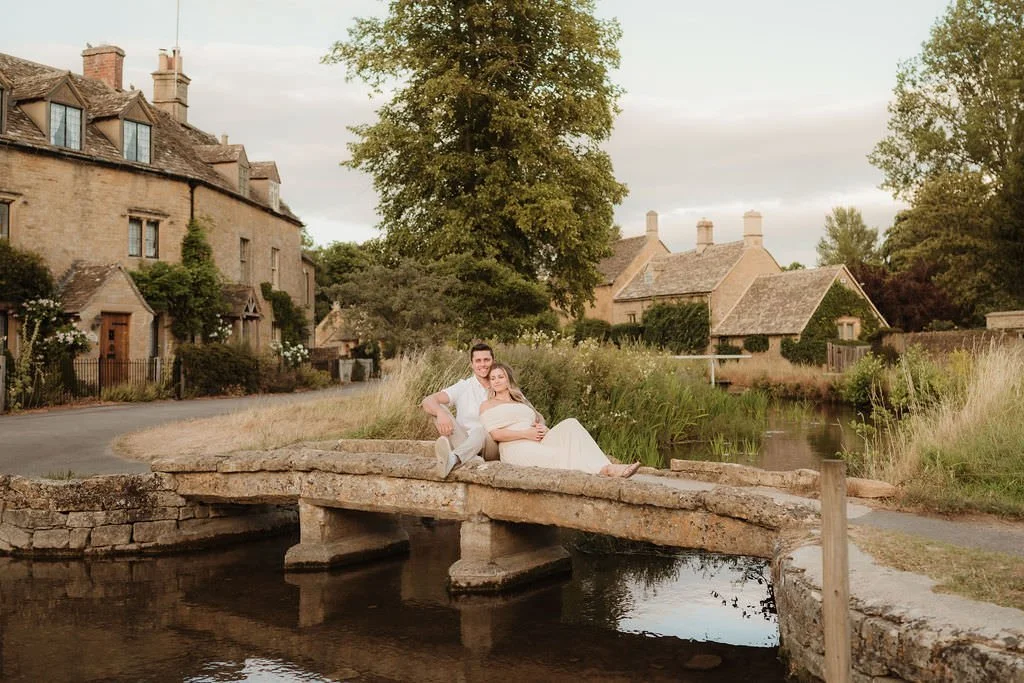 Cotswolds-outdoor-maternity-photographer-R&B-43.jpg
