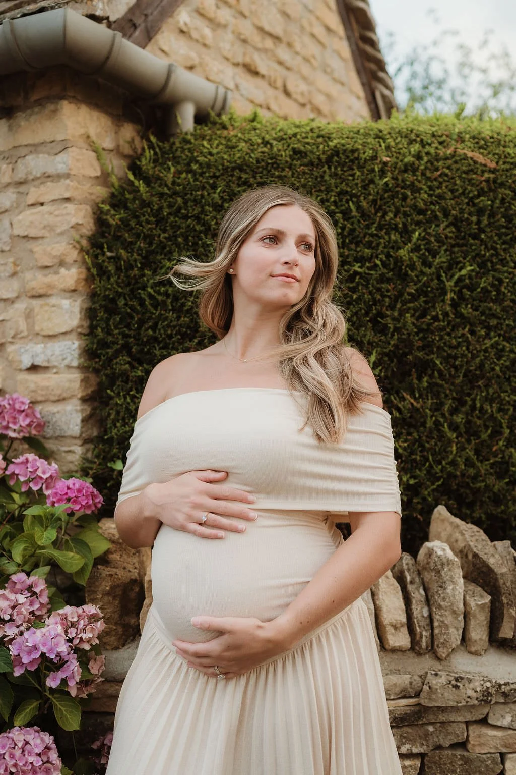 Cotswolds-outdoor-maternity-photographer-R&B-60.jpg
