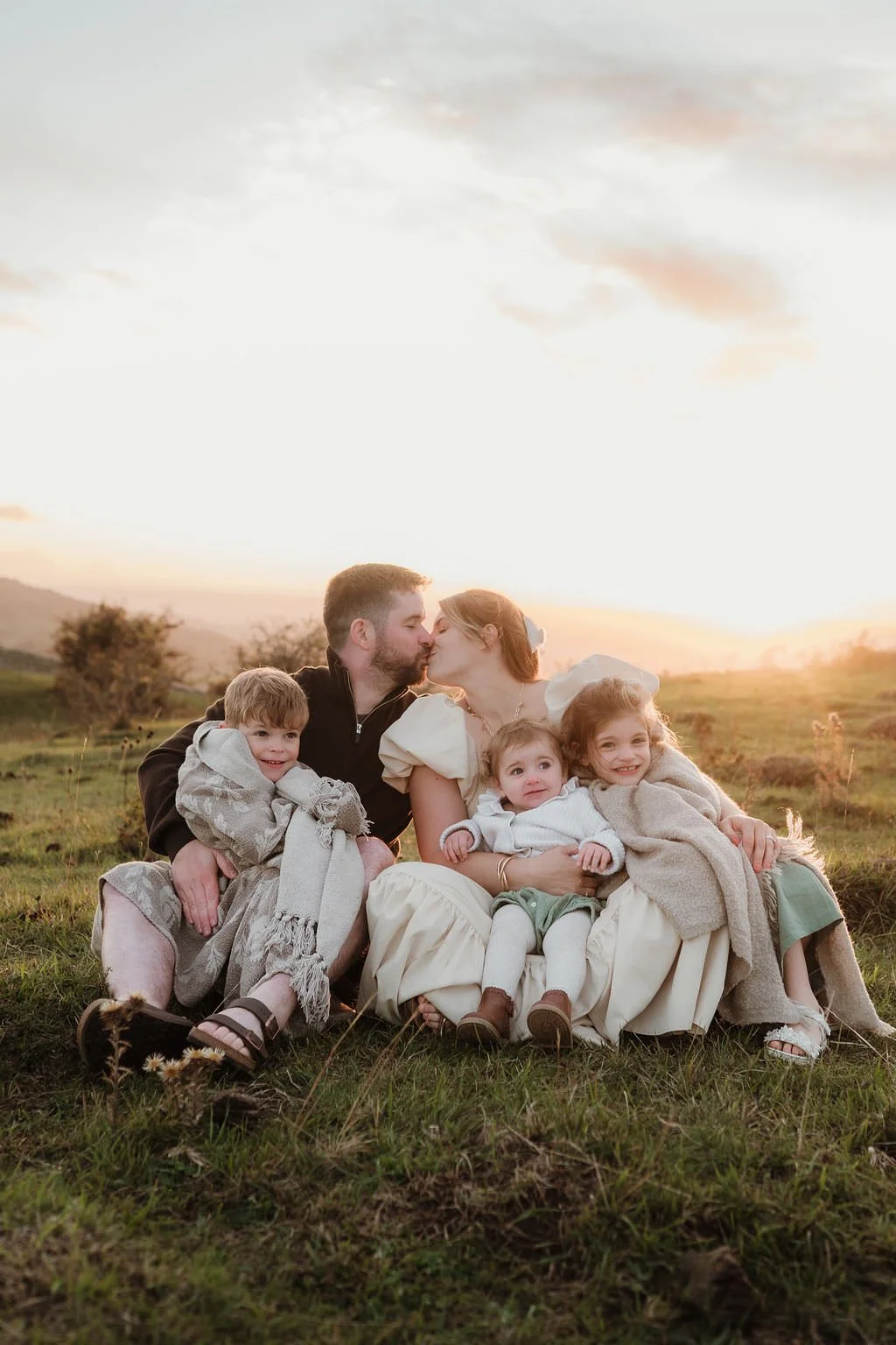 Cheltenham-outdoor-family-photographer-Mcinnes-105.jpg