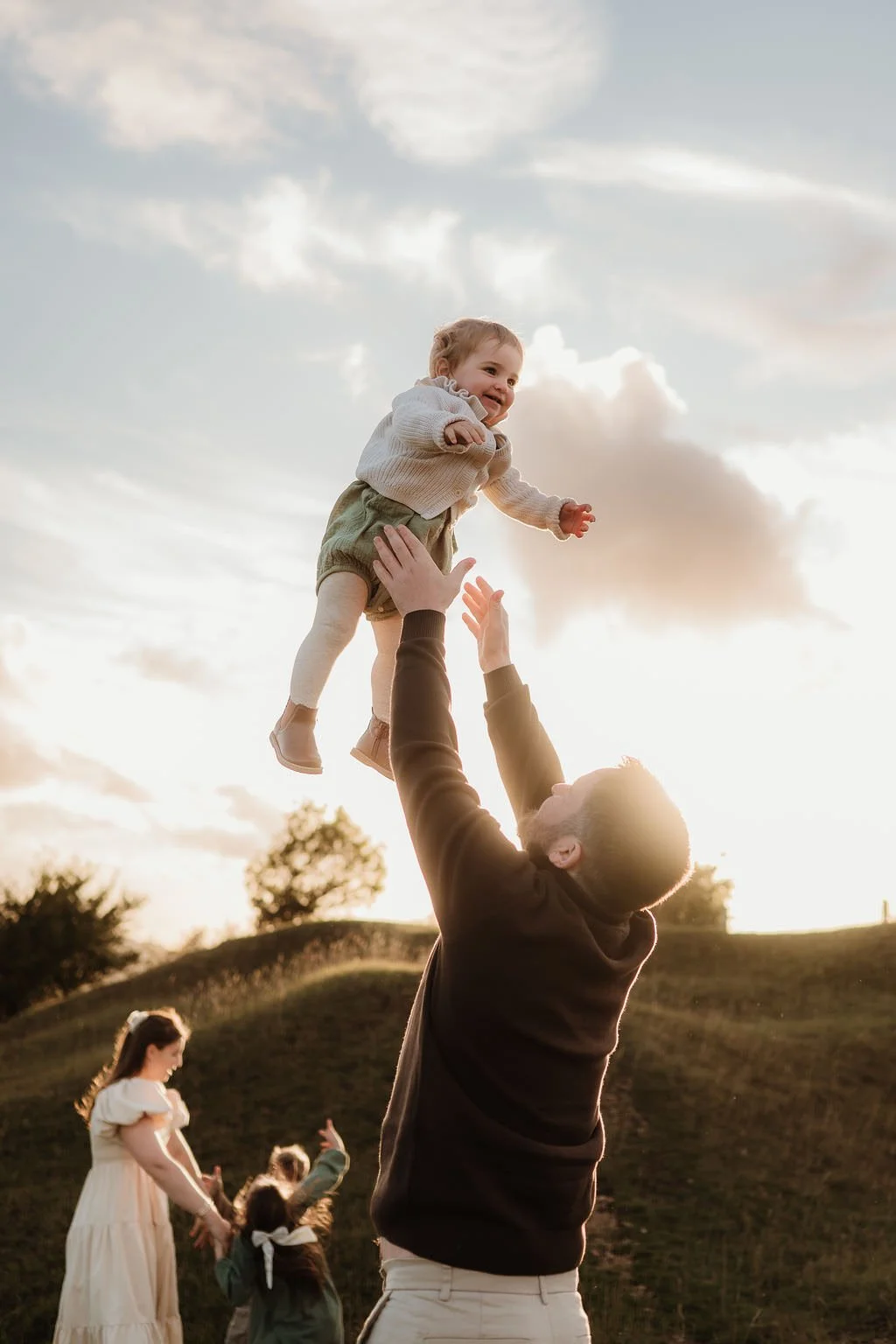 Cheltenham-outdoor-family-photographer-Mcinnes-35.jpg