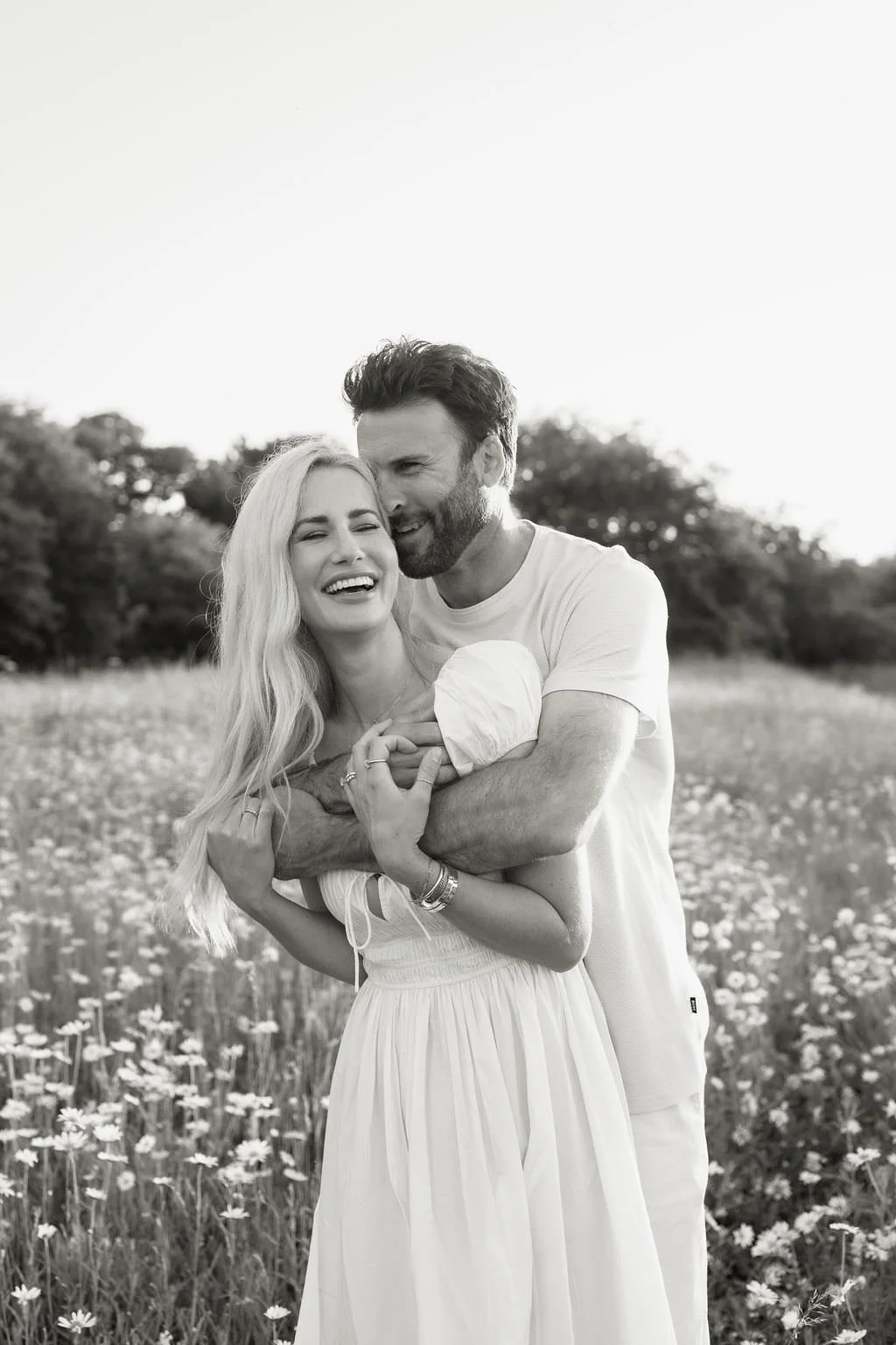 Cheltenham-outdoor-family-photographer-Morrow-102.jpg