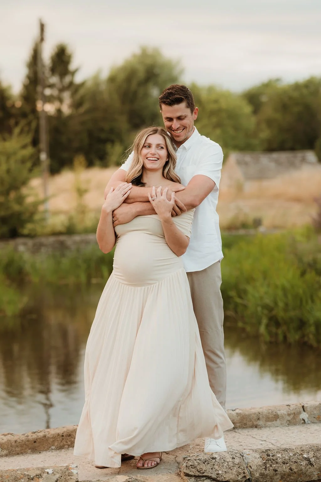 Cotswolds-outdoor-maternity-photographer-R&B-52.jpg