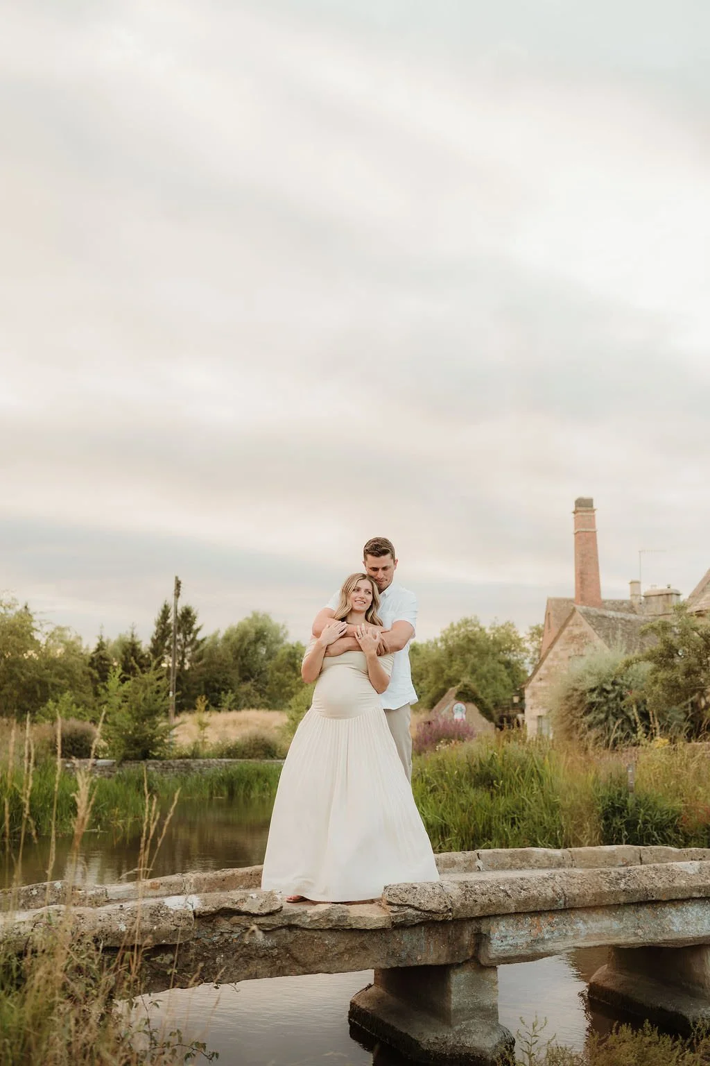 Cotswolds-outdoor-maternity-photographer-R&B-55.jpg