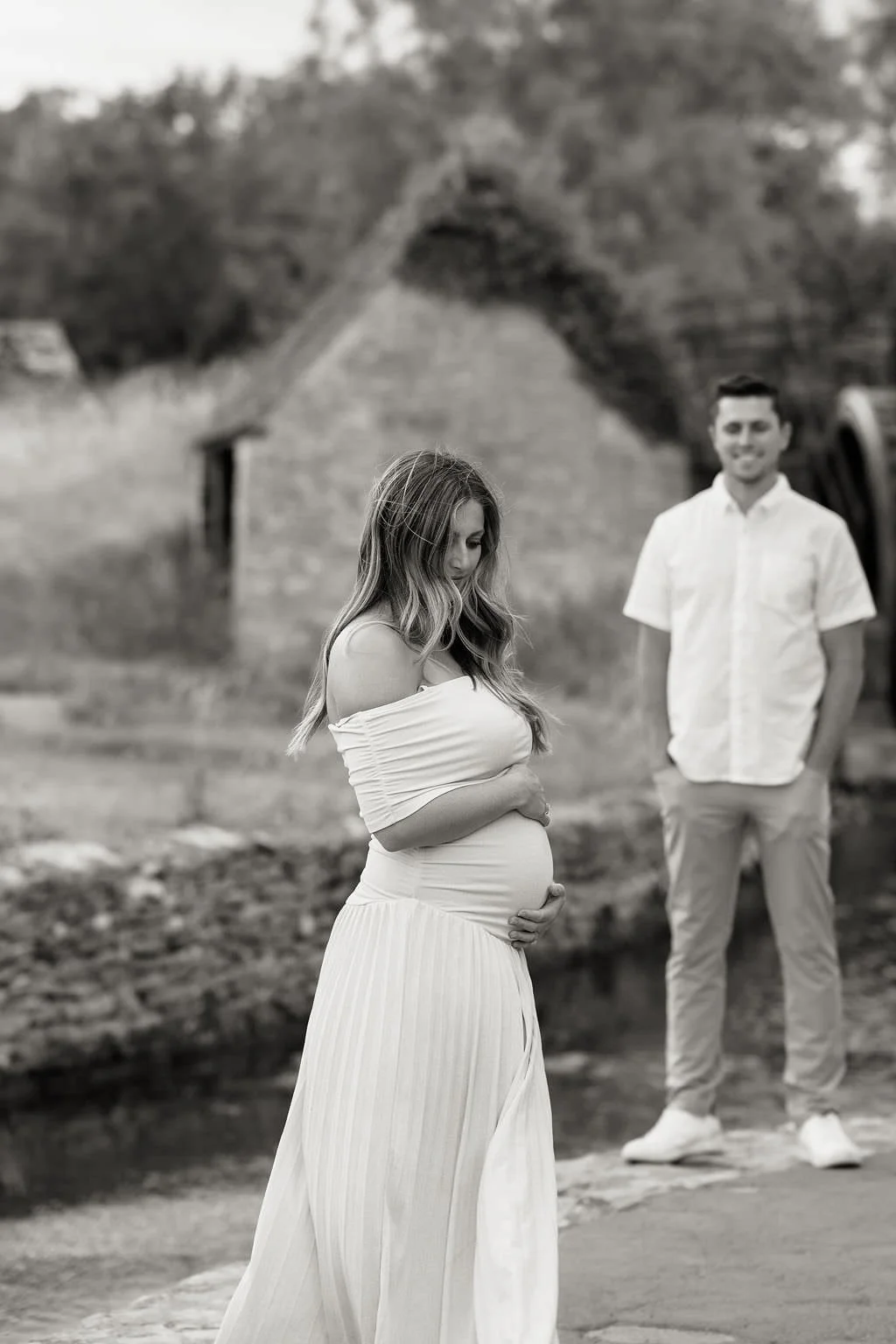Cotswolds-outdoor-maternity-photographer-R&B-70.jpg