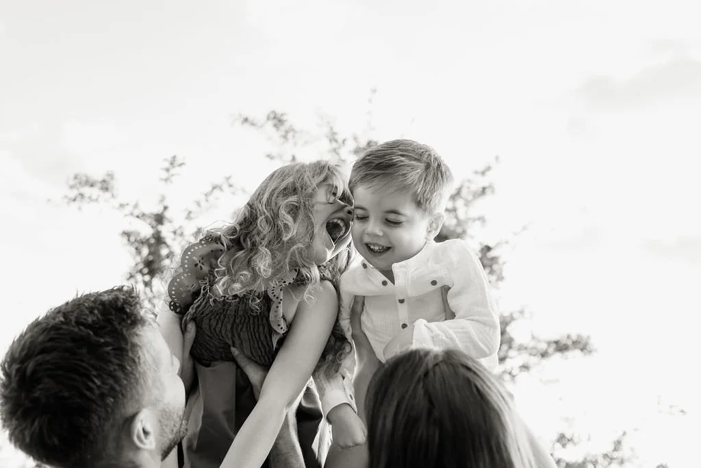 Cheltenham-outdoor-family-photographer-cox-15.jpg