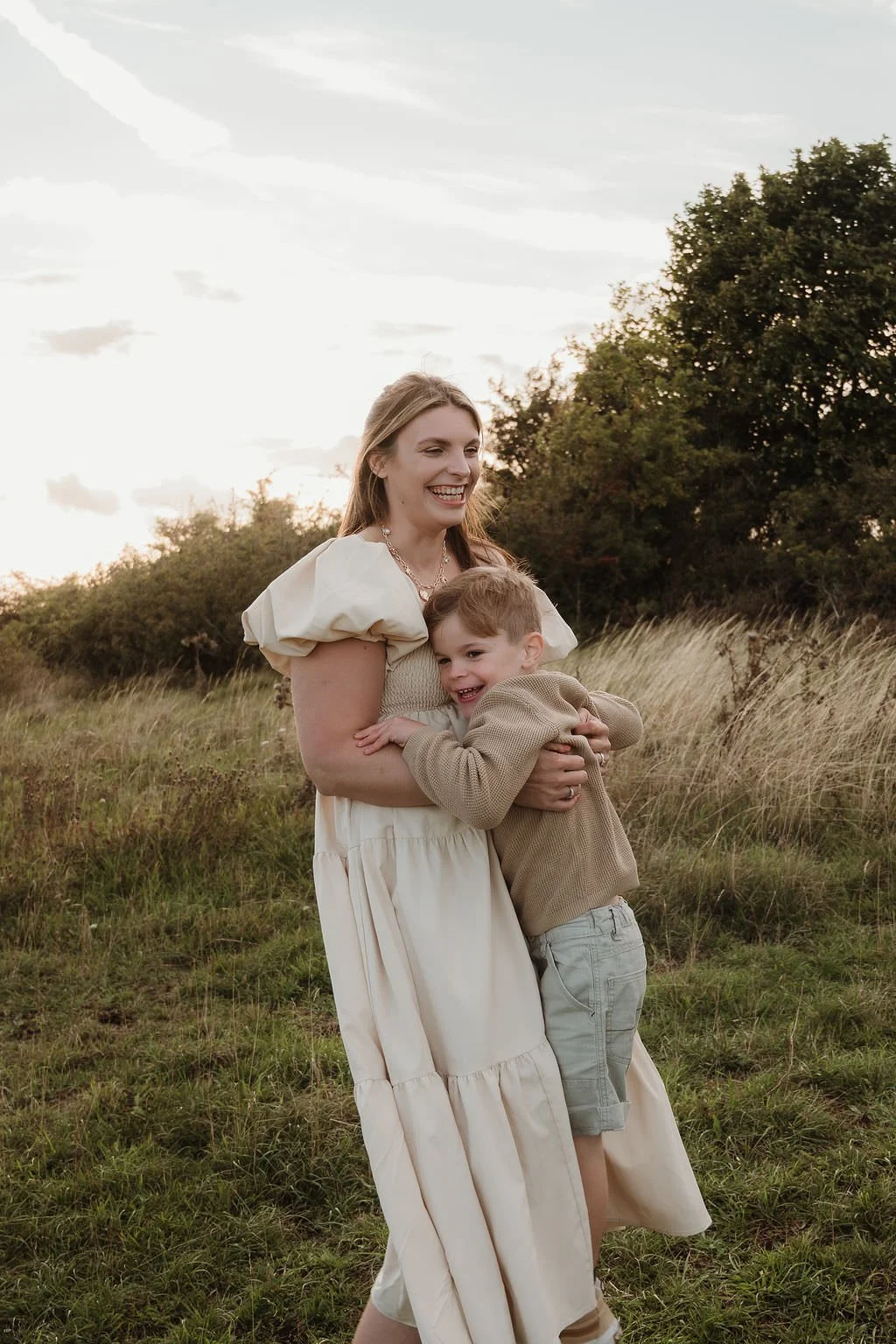 Cheltenham-outdoor-family-photographer-Mcinnes-3.jpg