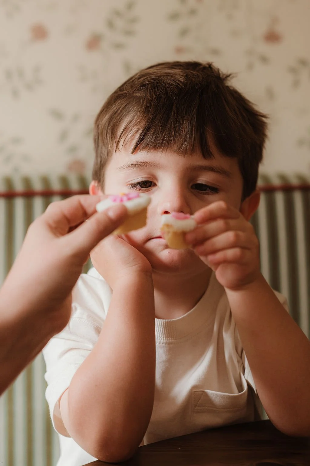 cheltenham-family-shoot-at-home-photographer-Flemming-Short-131.jpg