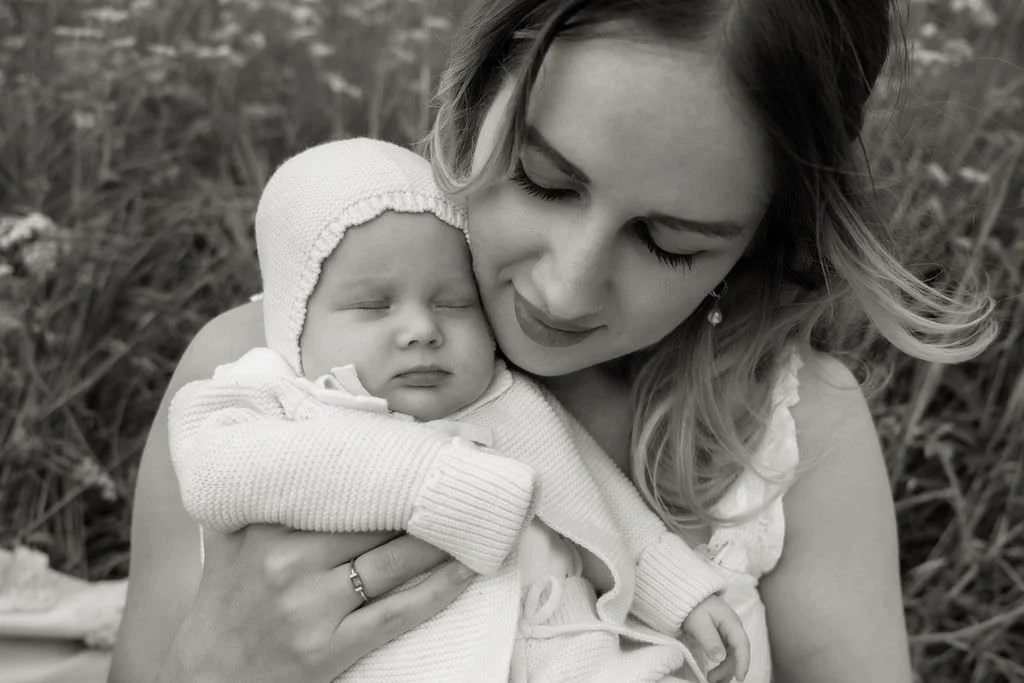 Cheltenham-newborn-photographer-reeves-72.jpg