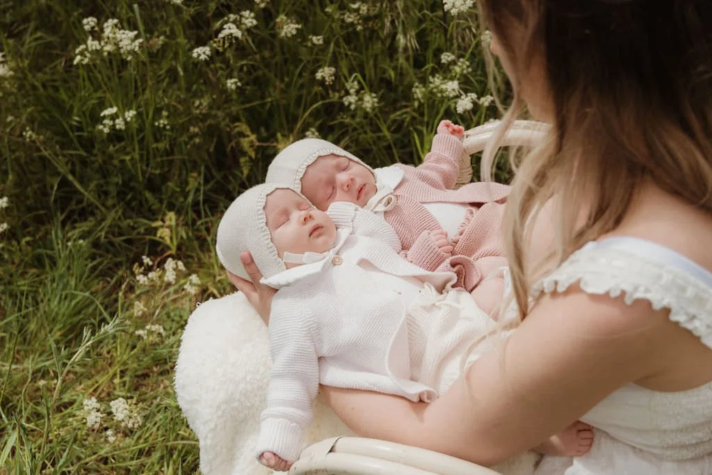 Cheltenham-newborn-photographer-reeves-33.jpg