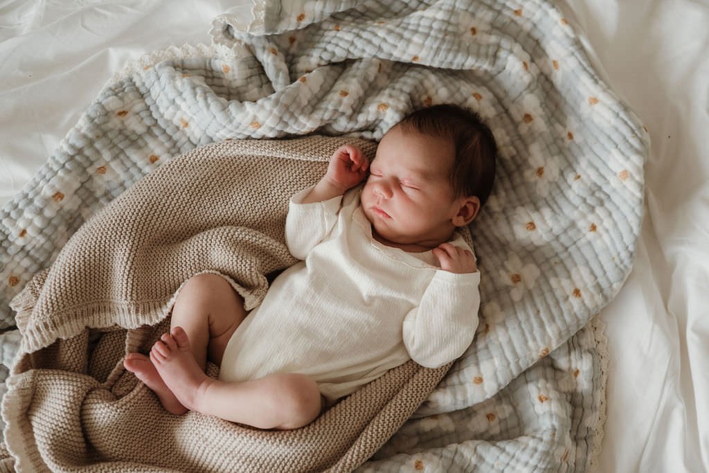 Swindon-newborn-photographer-thomas-101.jpg