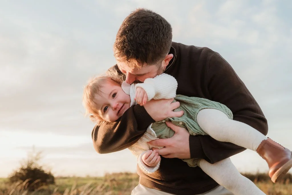 Cheltenham-outdoor-family-photographer-Mcinnes-84.jpg
