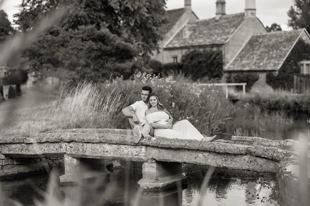 Cotswolds-outdoor-maternity-photographer-R&B-47.jpg
