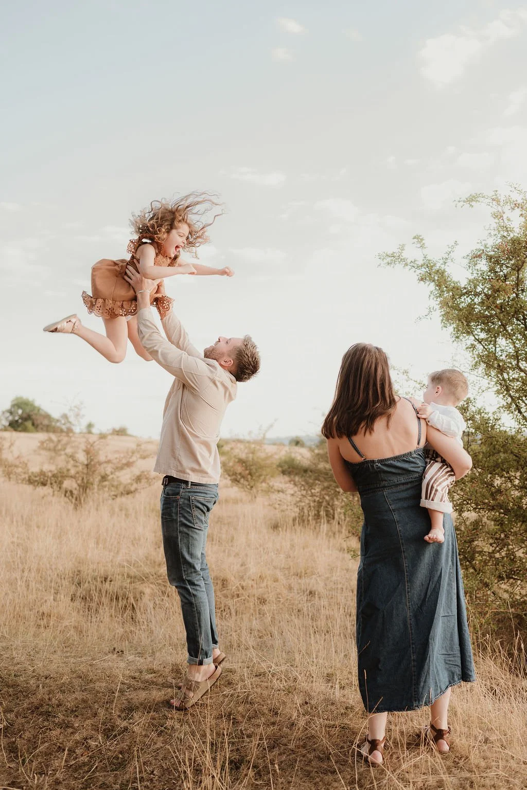 Cheltenham-outdoor-family-photographer-cox-12.jpg