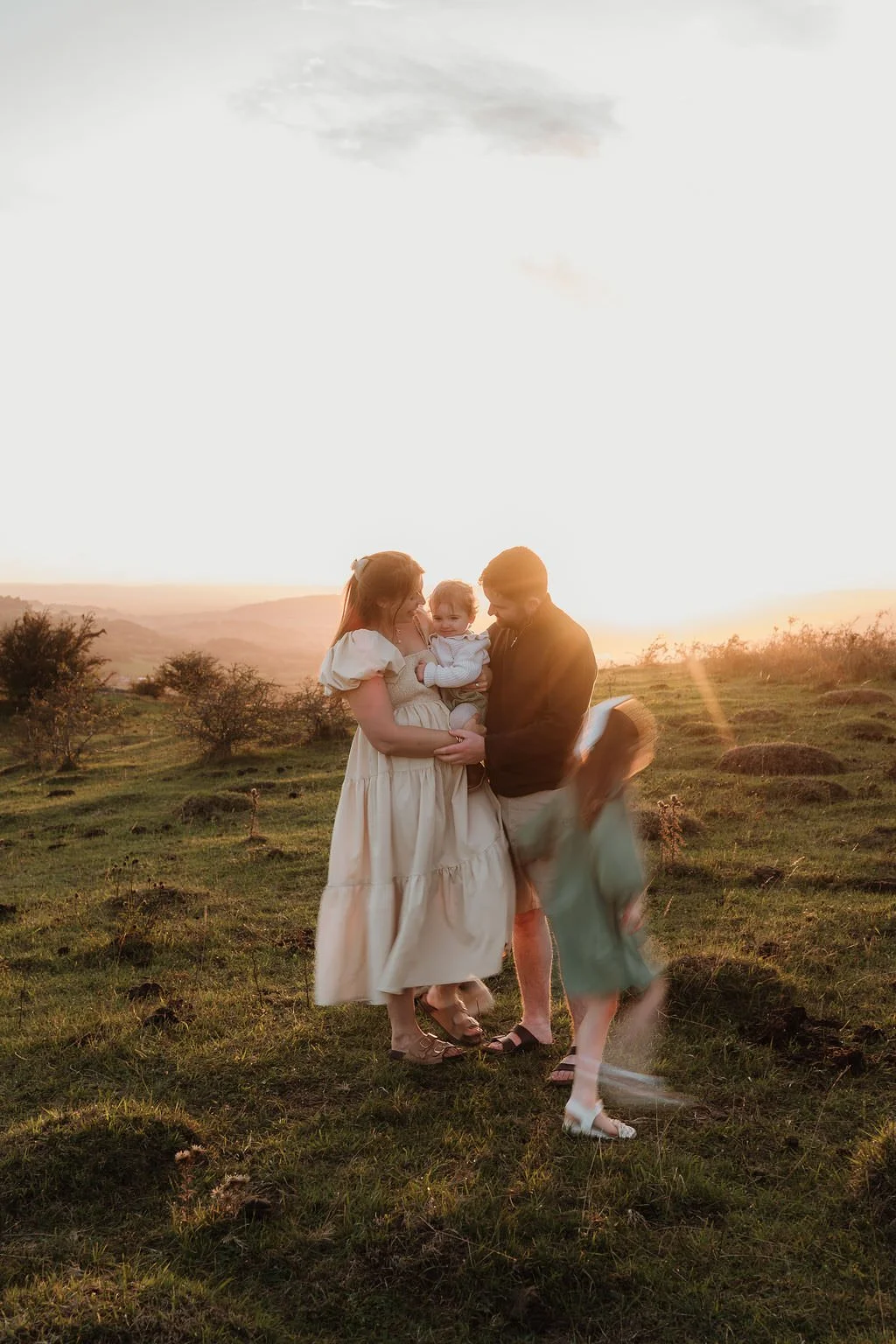 Cheltenham-outdoor-family-photographer-Mcinnes-100.jpg