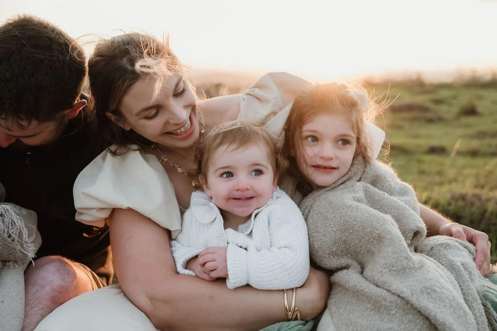 Cheltenham-outdoor-family-photographer-Mcinnes-106.jpg